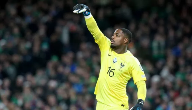 France Boss Praises Mike Maignan After His Late Save Denies Ireland A Point