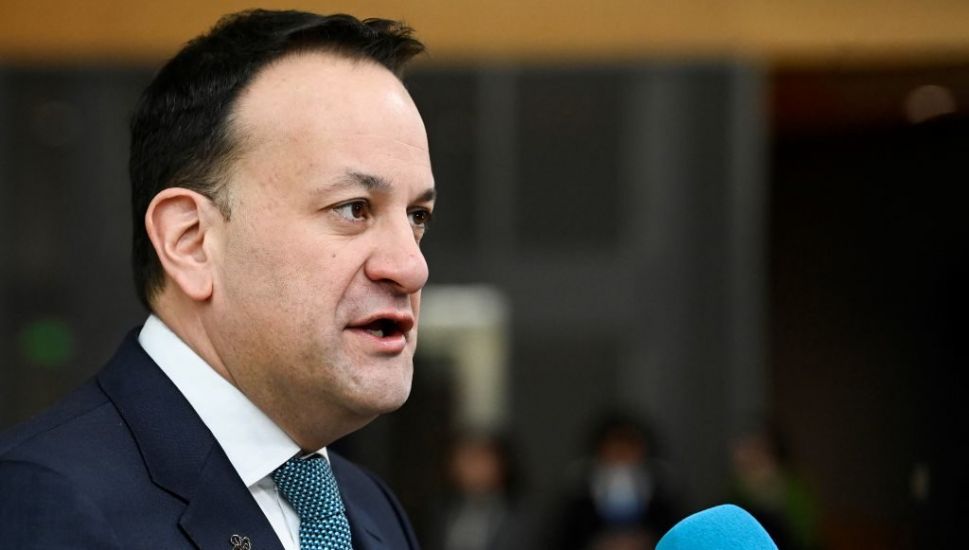 No Confidence Motion Being Debated In The Dáil As Government Defends Its Decision