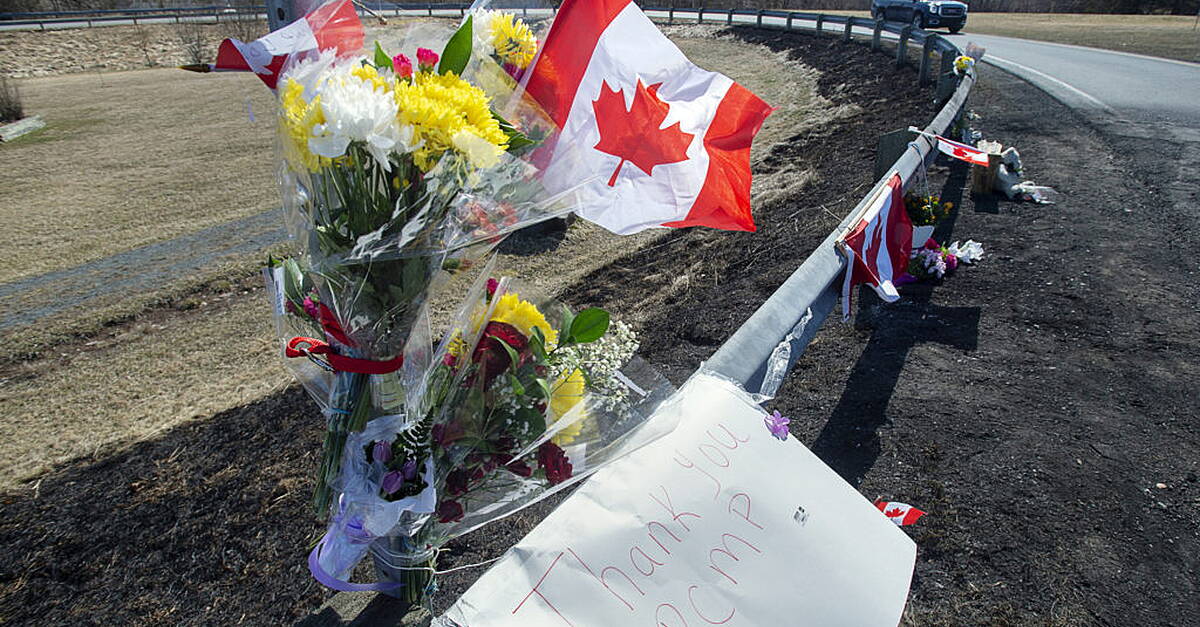 Mounties criticised for failings in gun rampage in which 22 people died - Vimarsana News