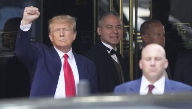 Trump Leaves Nyc Home Ahead Of Arraignment In Criminal Probe