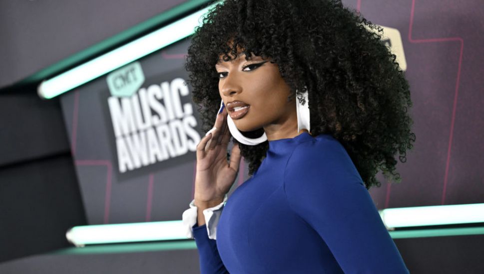 Megan Thee Stallion And Shania Twain Wear Racy Outfits To The Cmt Music Awards