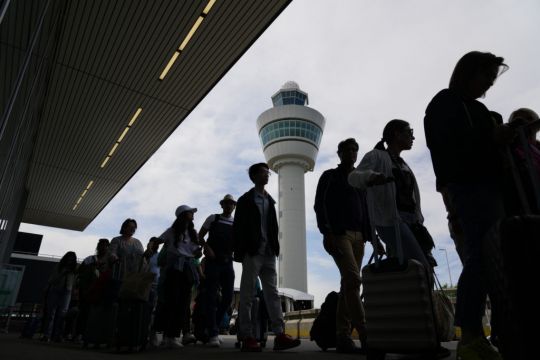 Dutch Court Blocks Government’s Move To Cut Schiphol Airport Flights