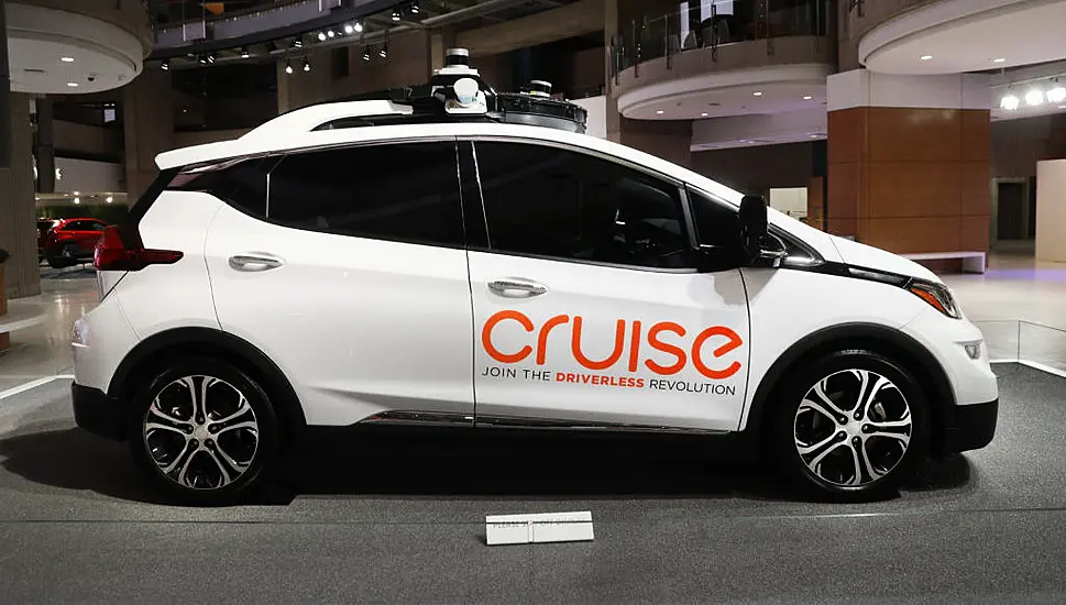 Gm Cruise Recalls 300 Self-Driving Taxis In Us After Crash Involving Bus