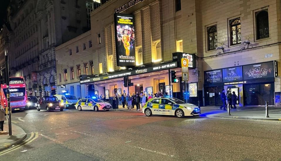 Performance Of The Bodyguard Ended Early As Theatregoers Thrown Out For Singing