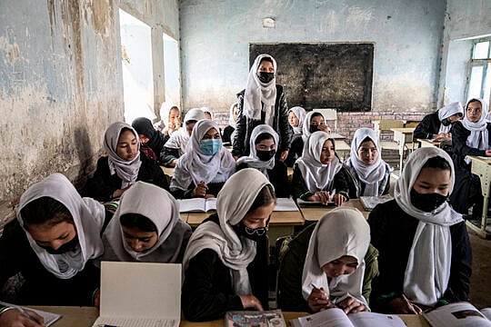 Afghan Religious Scholars Criticise Girls’ Education Ban