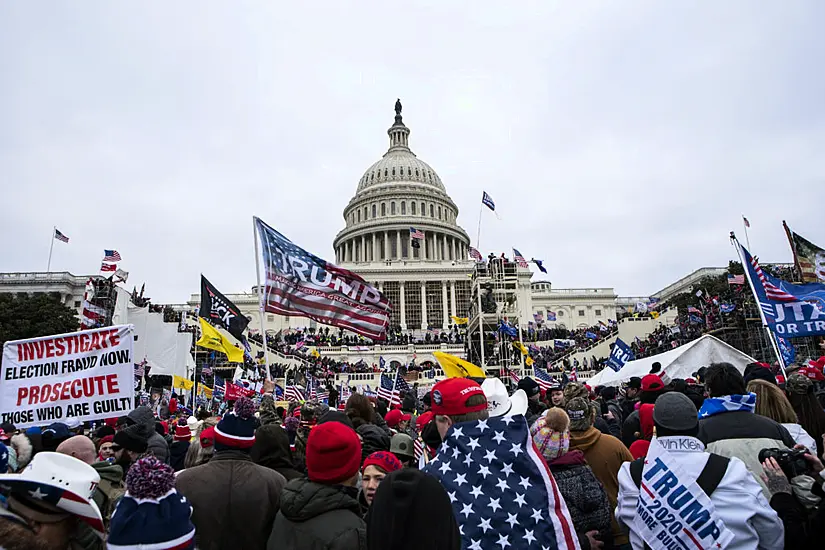 Capitol Police Officer Who Helped January 6 Rioter Given Probation