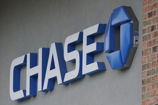 Jpmorgan Chase Profits Jump 52% Amid Banking Turmoil