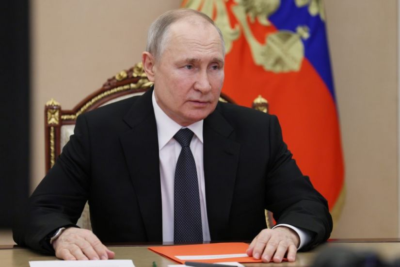 Putin Signs Bill Allowing Electronic Conscription Notices