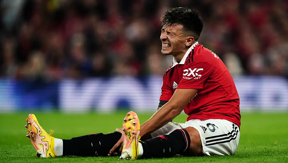 Man Utd Defender Lisandro Martinez Undergoes Successful Surgery On Metatarsal