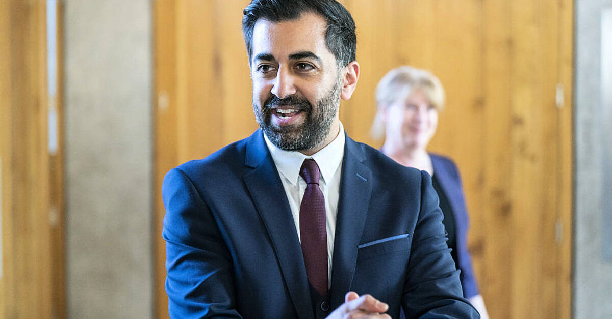 Humza Yousaf overseeing SNP finances as treasurer steps down after arrest | BreakingNews.ie Humza Yousaf overseeing SNP finances as treasurer steps down after arrest | BreakingNews.ie