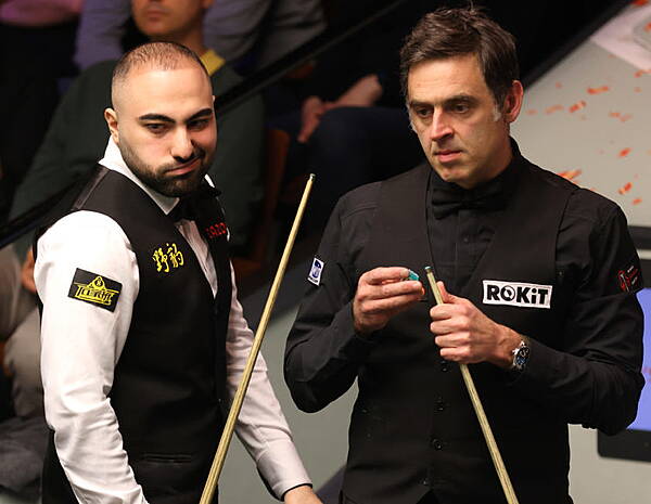 Waterford News & Star — Ronnie O'Sullivan cashes in as wild Hossein Vafaei break-off shocks Crucible - Vimarsana News