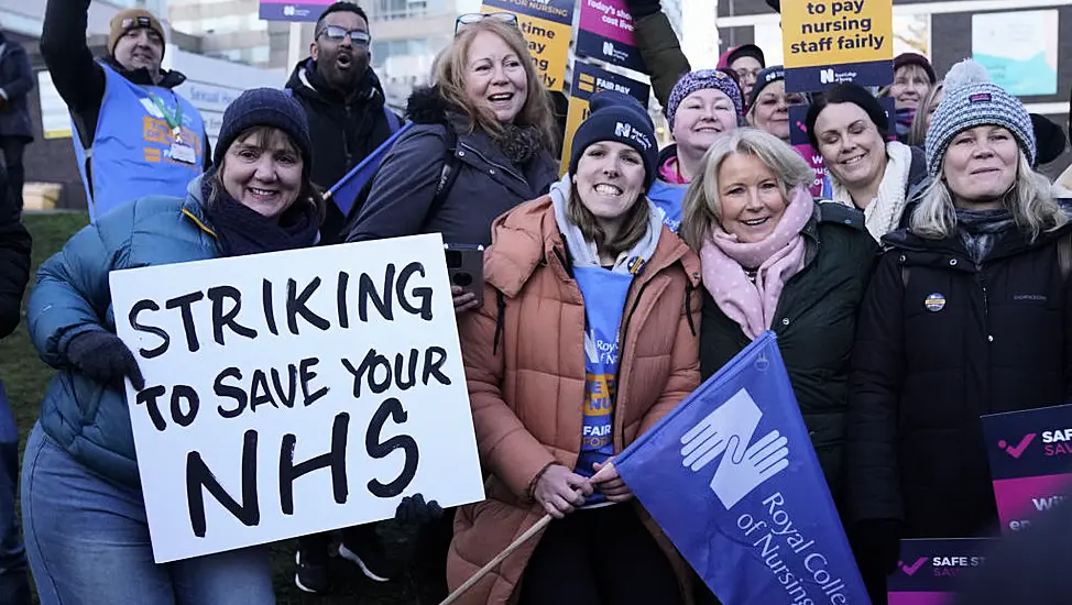 British Government ‘Has Issued Blatant Threat’ By Taking Legal Action Over Nurses Strike