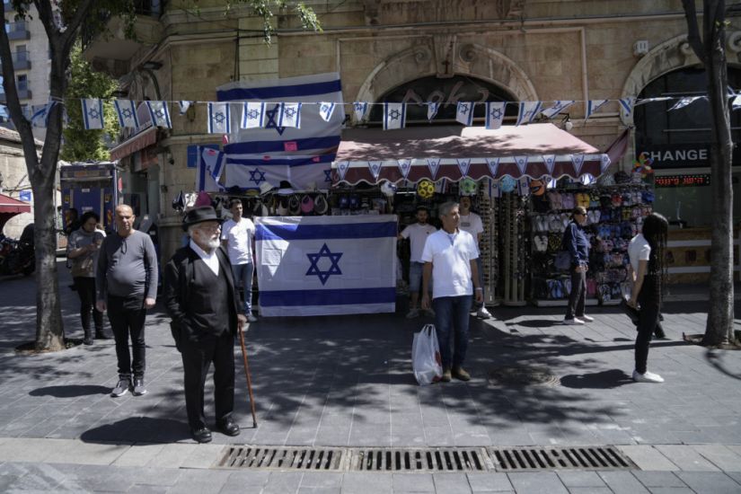 Israelis Remember Fallen Soldiers And Attack Victims On Memorial Day