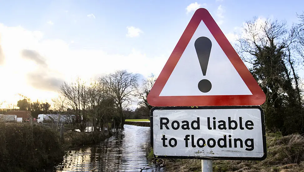 Weekend Rain Warning Issued For Three Southern Counties