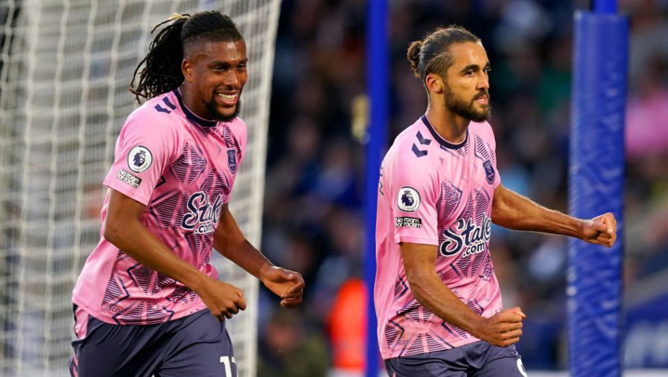Alex Iwobi Rescues Point For Everton In Draw At Relegation Rivals Leicester
