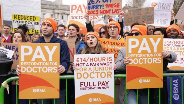 Nhs Pay Offer Accepted By Most Health Unions