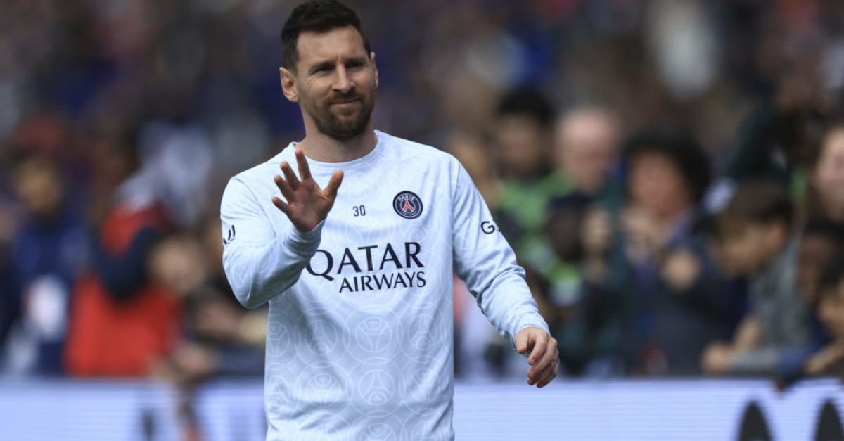 Lionel Messi returns to Paris Saint-Germain training after Argentina's  World Cup victory