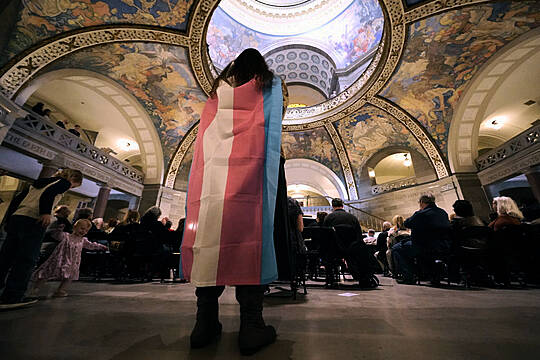 Missouri Legislators Vote To Ban Transgender Care