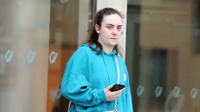 Mother 'Armed With Cricket Bat' Confronted Woman After Social Media Row