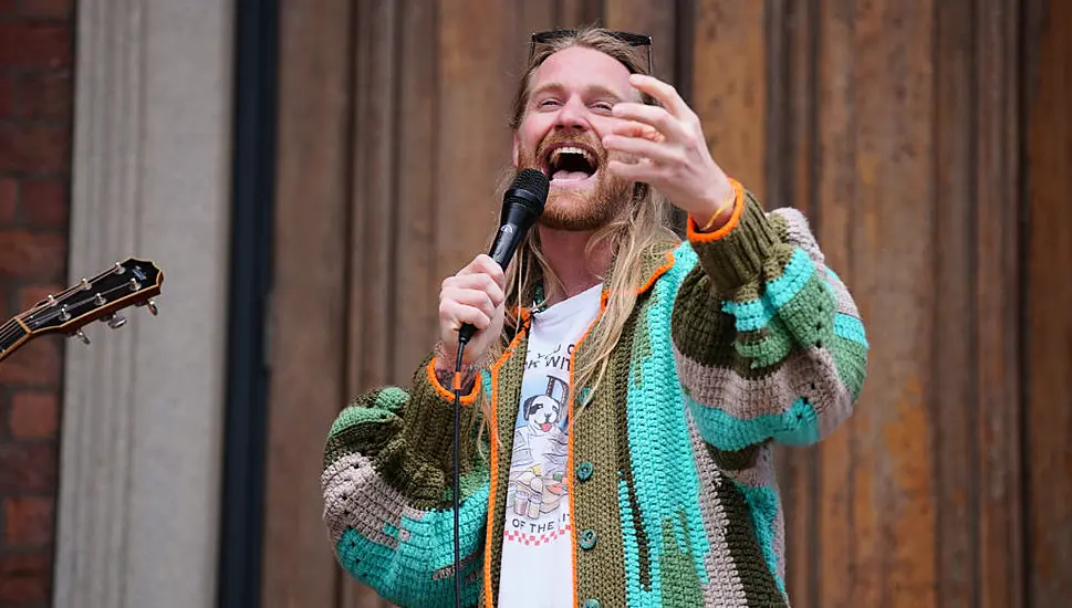 Sam Ryder Delights Eurovision Fans With Impromptu Performance On Liverpool Docks