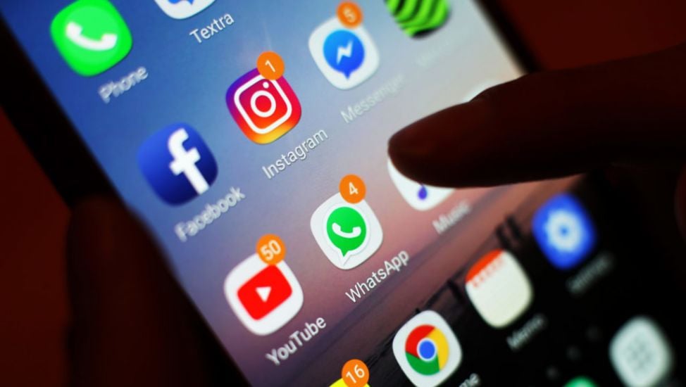 Florida Lawmakers Vote To Restrict Children's Access To Social Media