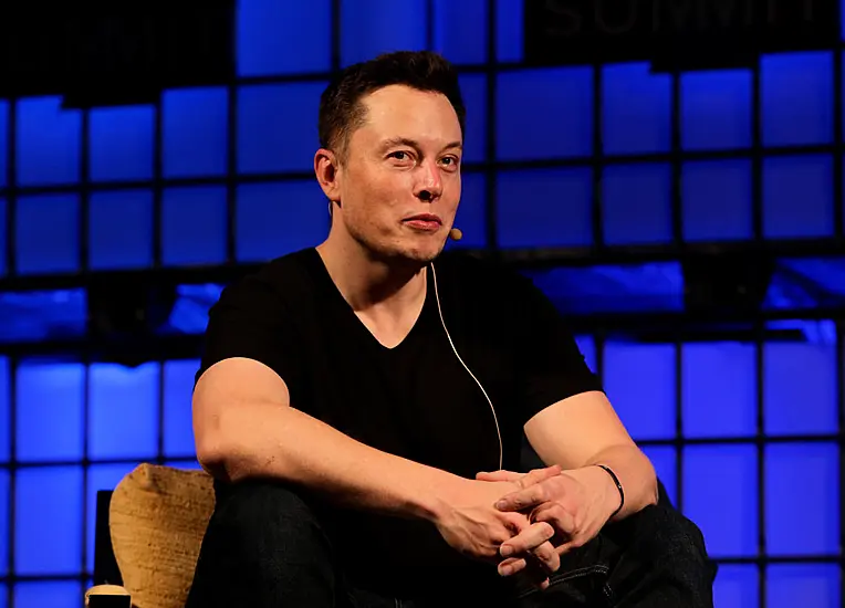 Us Officials Investigate Whether Elon Musk’s ‘Twitter Hotel’ Plan Broke Laws