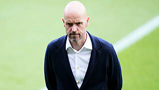 Erik Ten Hag Talks Up Man Utd’s Defending As David De Gea Wins Goalkeeper Award