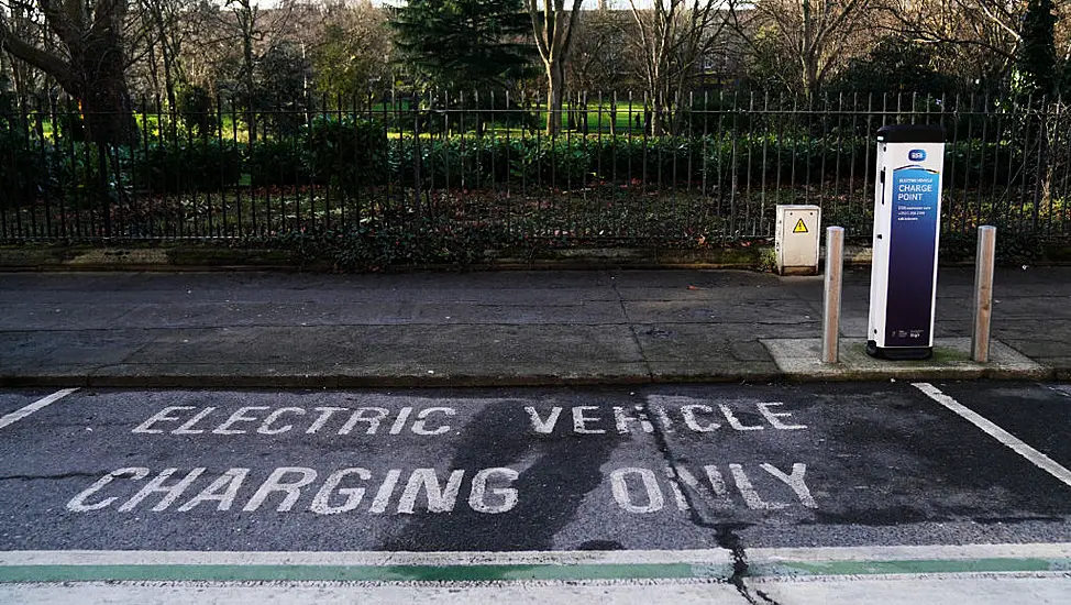 Q&A: Should I Buy An Electric Car? Or Go For A Hybrid Or Plug-In Hybrid?