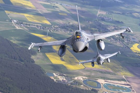 Pilots Being Trained As Eu Welcomes F-16 Jet Decision For Ukraine