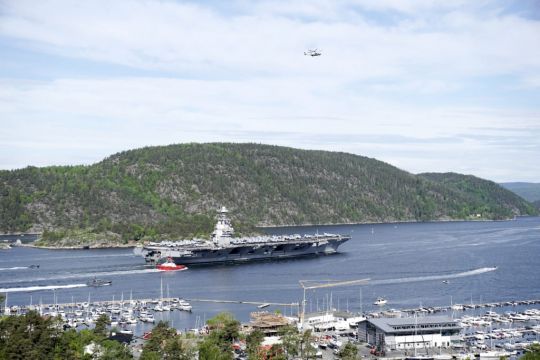 Us Aircraft Carrier Arrives In Oslo On First Foreign Call