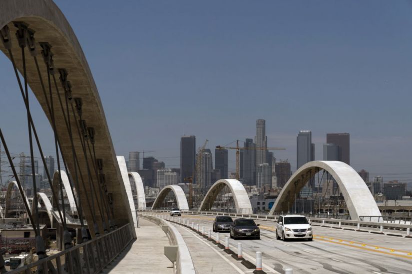 Boy, 17, Falls To Death While Climbing La Bridge For ‘Social Media Broadcast’