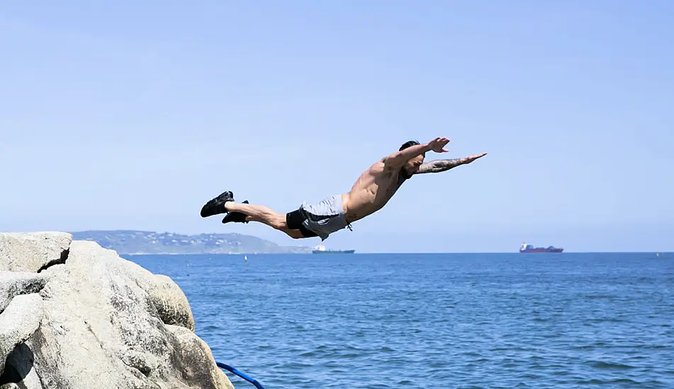 Ireland Records Hottest Day Of The Year So Far With Good Weather Set To Last Another Week