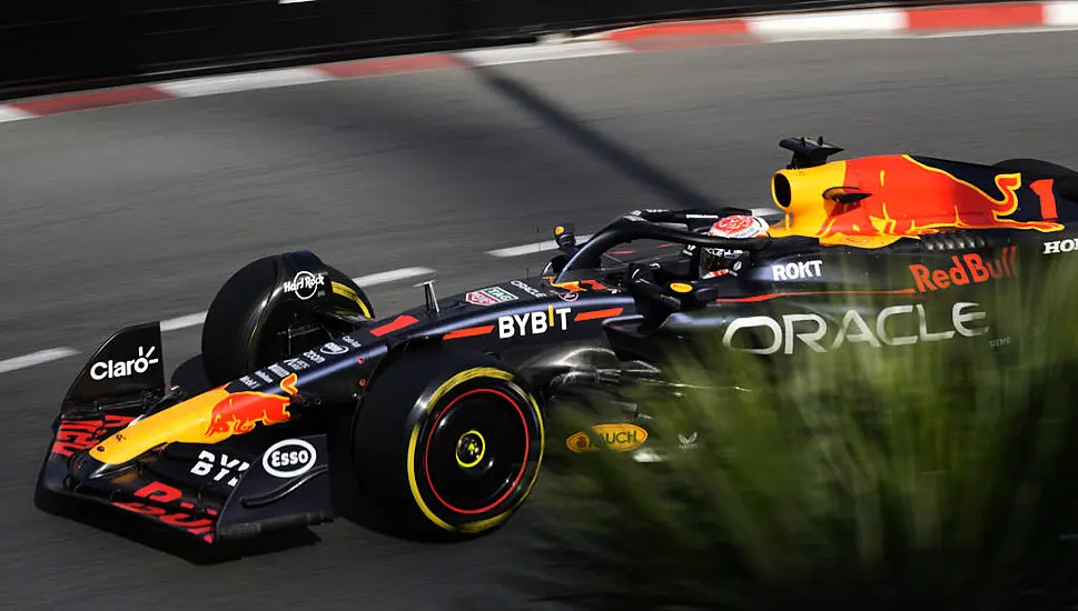 Max Verstappen Sets Practice Pace After Carlos Sainz Crashes