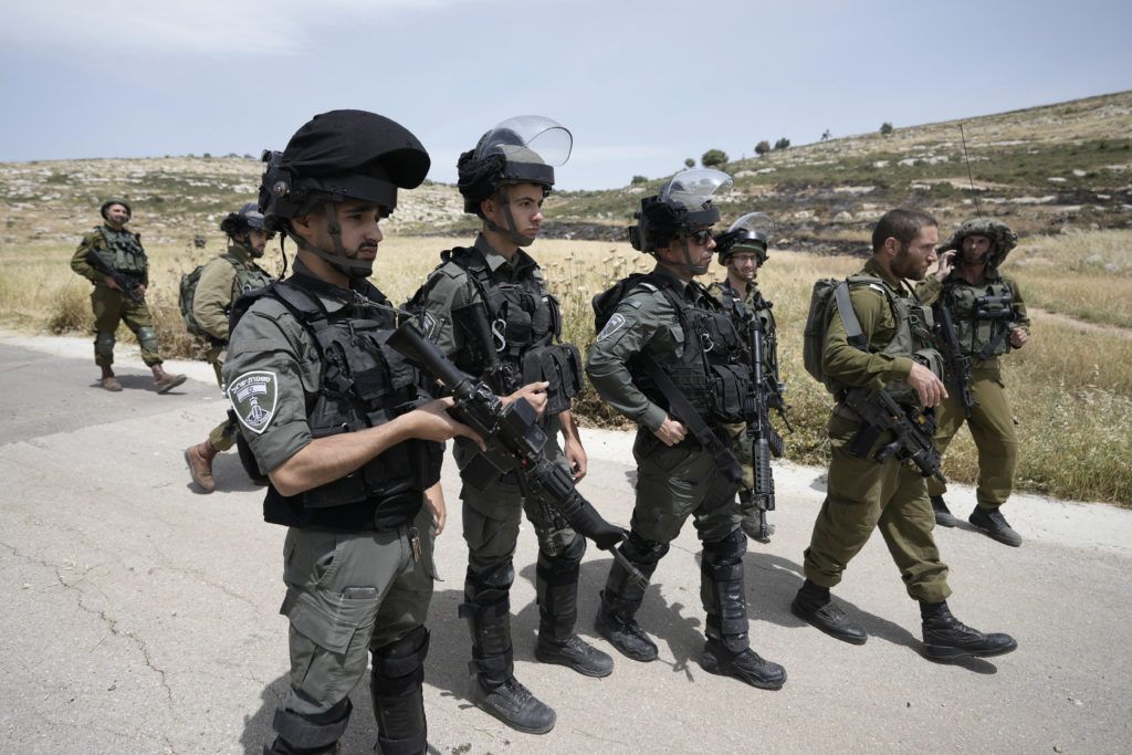 İsrail ordusu, Batı Şeria'da bıçaklı saldırı girişiminde bulunduğu iddia edilen bir Filistinliyi öldürdü