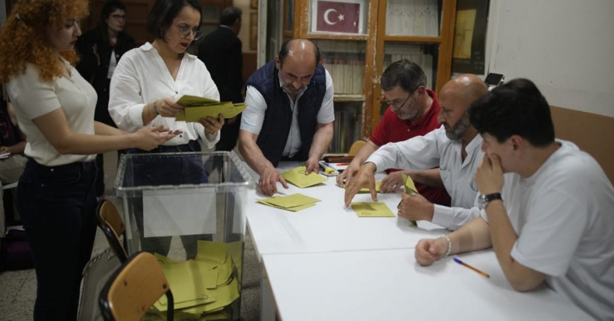 Polls close in Turkey in presidential runoff