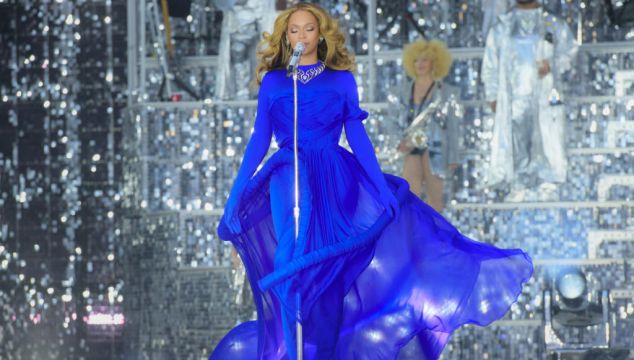 Beyonce Kicks Off First London Show With Gratitude During Dazzling Disco Party