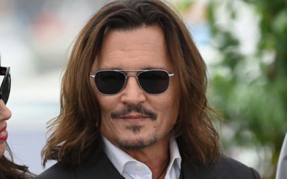 Johnny Depp Sorry To Pull Out Of Hollywood Vampires Concerts With Ankle Fracture
