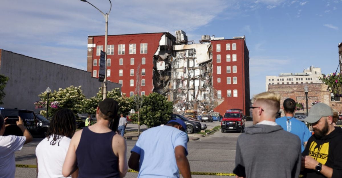 Five people remain missing after Iowa apartments collapse