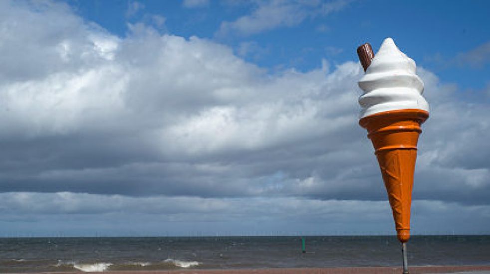 Thieves Steal Giant Ice Cream Cone From Outside Shop