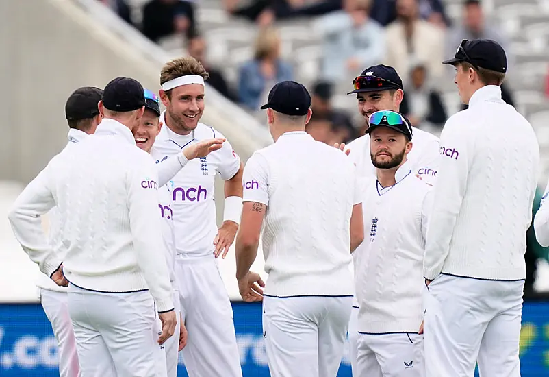 Ireland Dig In After England Seamer Stuart Broad Rips Through Top Order