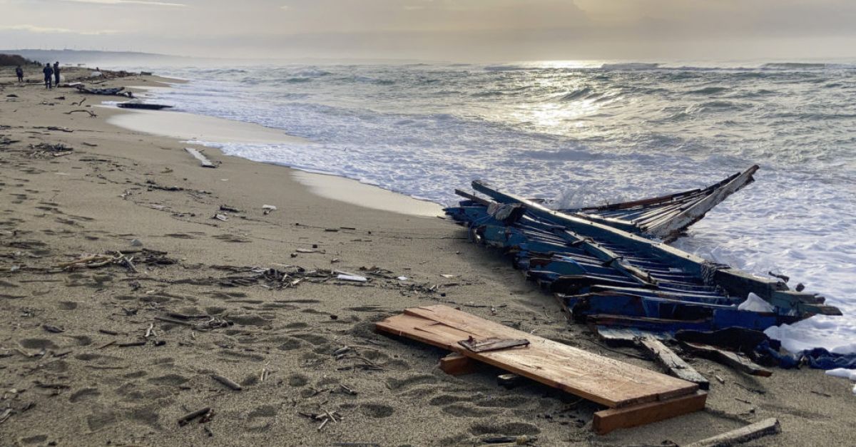 Italy border police ‘under investigation over shipwreck that killed 94 migrants’