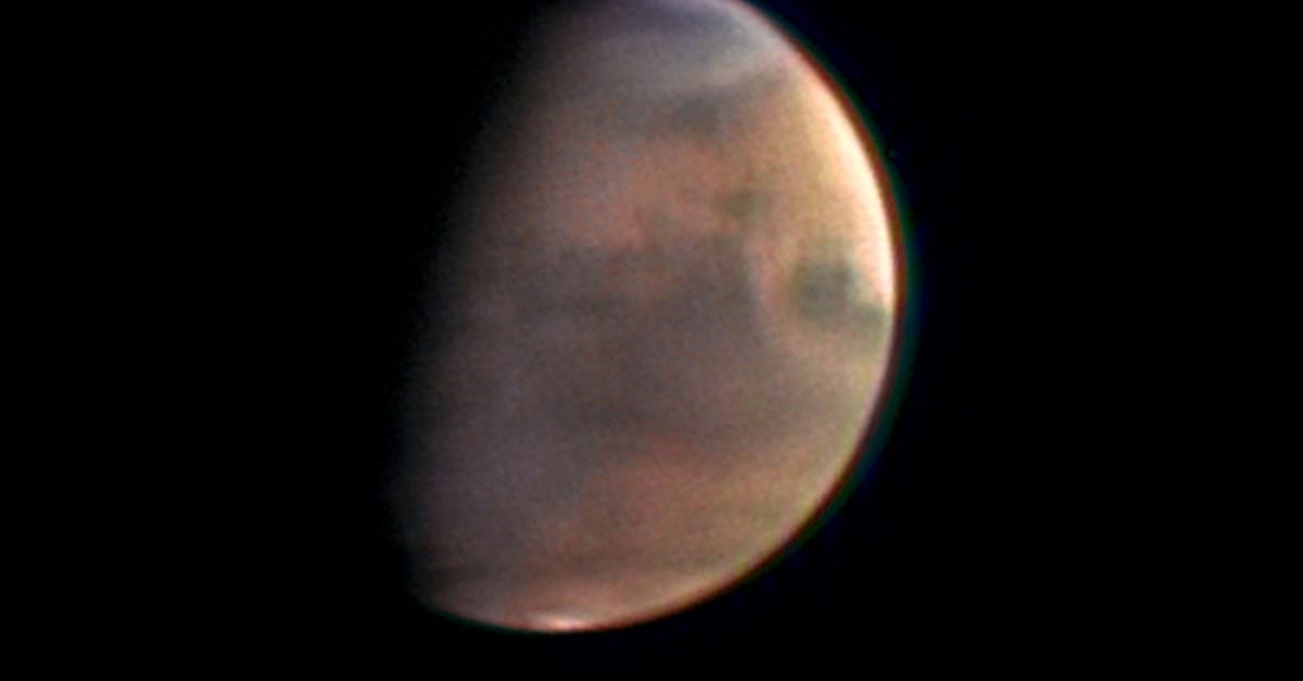 Mars livestream by ESA spacecraft interrupted by rain on Earth