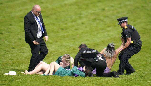 Row Breaks Out Over Safety Rules At Epsom Racecourse