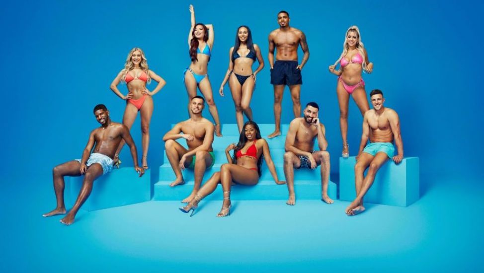 Love Island Returns With New Batch Of Contestants For 10Th Season