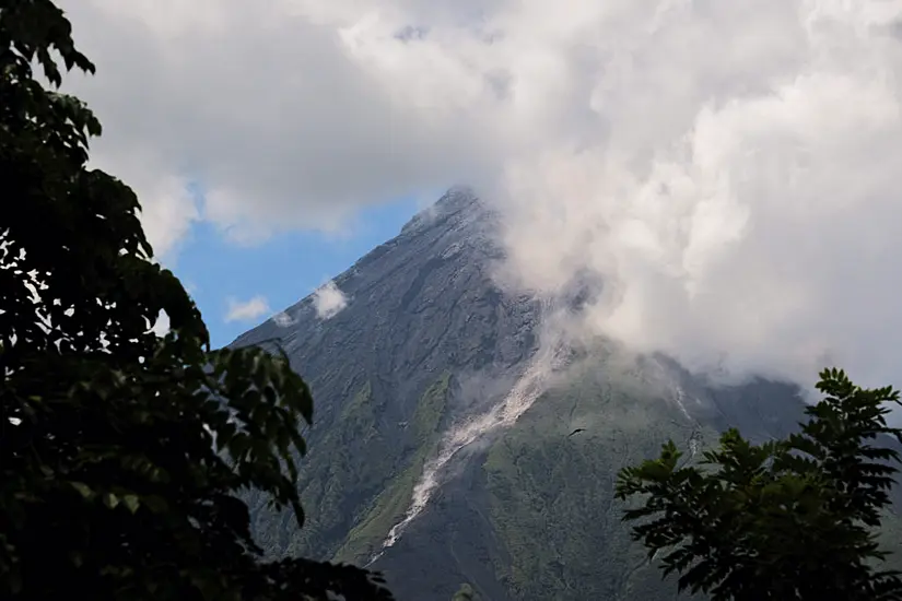 Philippines Raises Alert Level At Volcano As Villagers Are Told To Leave Area