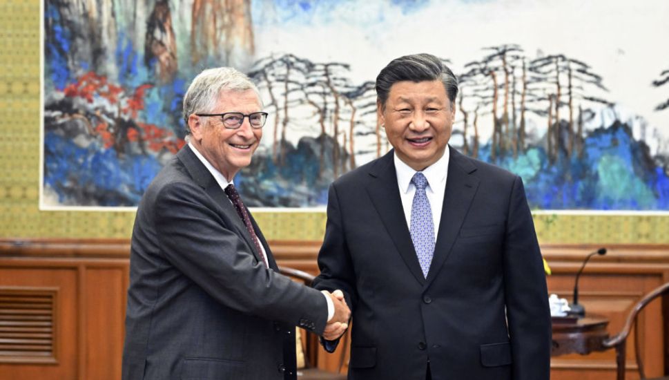 Microsoft Founder Gates Becomes Latest Big-Name Tech Leader To Visit China