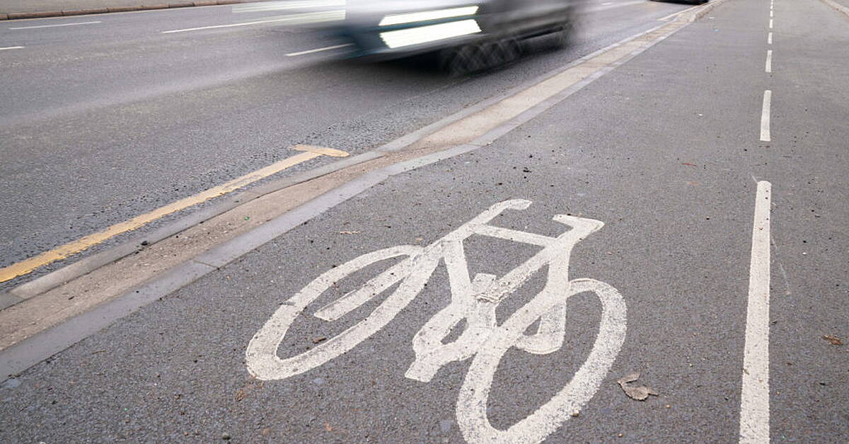 Cyclist knocked off bike by car awarded €96,000