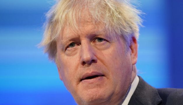 British Mps Vote Overwhelmingly For Report That Found Boris Johnson Lied About Parties