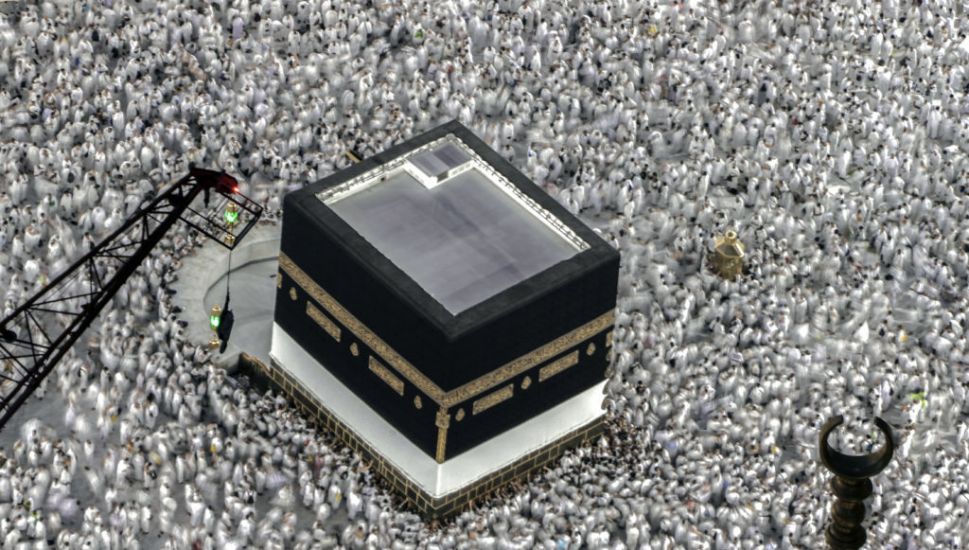 Nearly 1.5M Foreign Pilgrims Arrive In Saudi Arabia For Annual Hajj