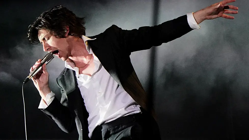 Arctic Monkeys Smash Glastonbury Headline Set Despite Alex Turner Voice Concerns